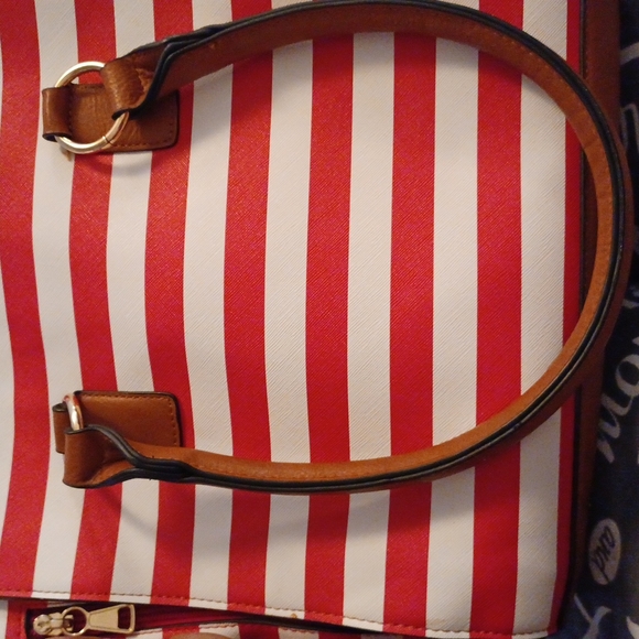 Bulldog purse - Picture 3 of 4